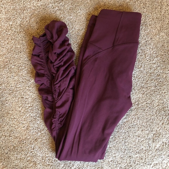 Lululemon Rouched Legging - Picture 2 of 2